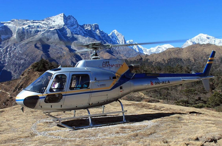दुई दिनमा ५ हेलिकोप्टर उडानमा १७ विदेशीको उद्धार