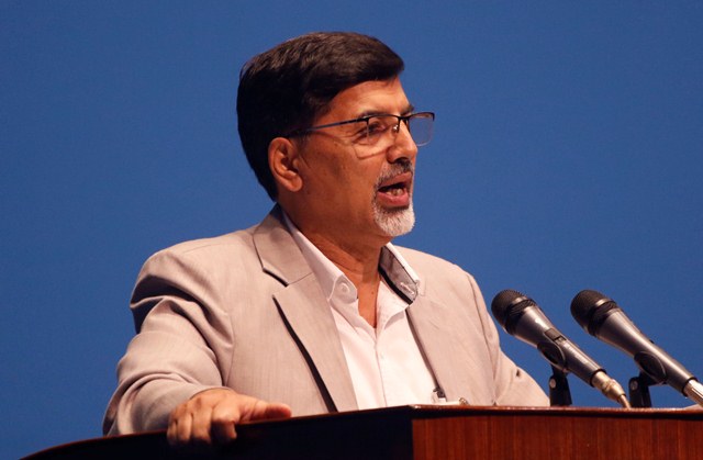 विकास खर्च किन भएन भनेर सधैँ भनिराख्नु राम्रो भएन : अर्थमन्त्री