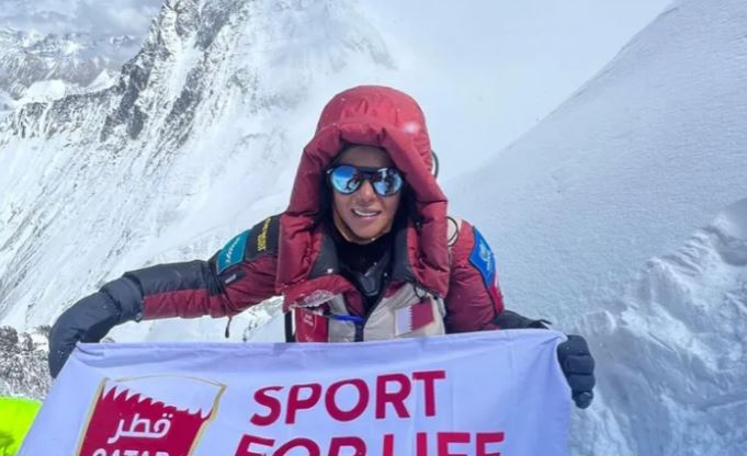 कतारी राजकुमारी सगरमाथाको चुचुरोमा