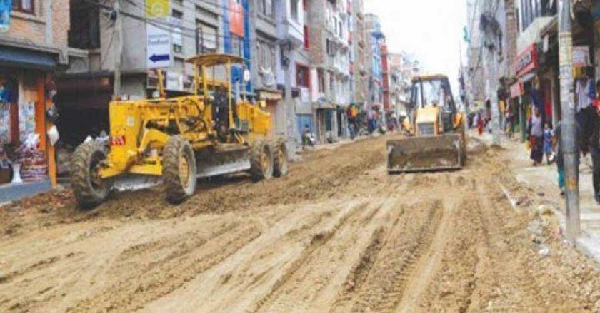 कालोपत्र गरेको दुई महिनामै भत्कियो जोरपाटी–गोकर्ण–सुन्दरीजल सडक