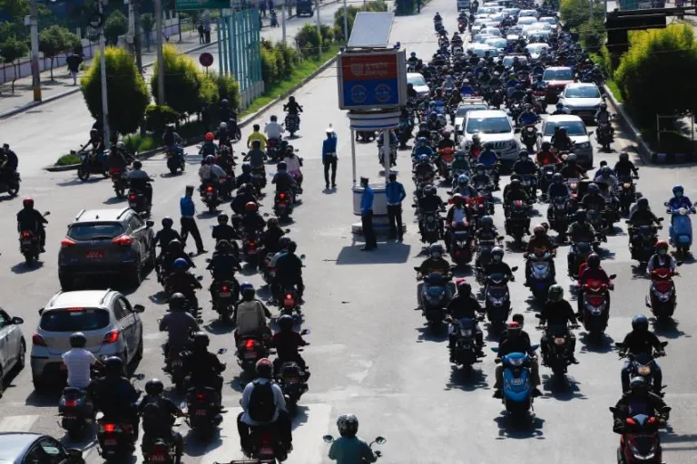 काठमाडौँ उपत्यकामा बन्दको सामान्य प्रभाव   (फोटो फिचर )