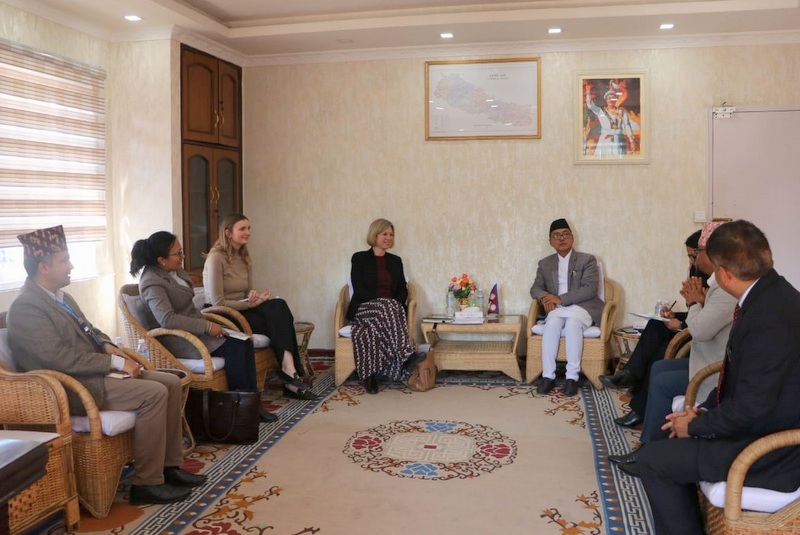 उपप्रधानमन्त्री लिङ्देन र नेपालका लागि बेलायती राजदूत पोलिटबीच भेटवार्ता