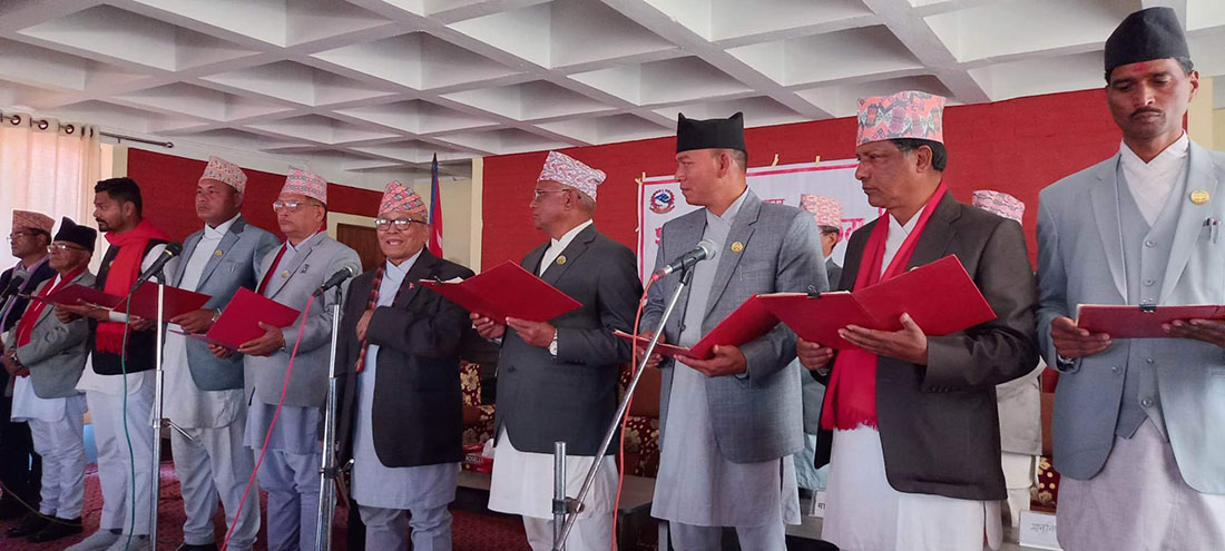 लुम्बिनी प्रदेशका नवनियुक्त मन्त्रीहरूद्धार  पद तथा गोपनीयताको शपथ ग्रहण